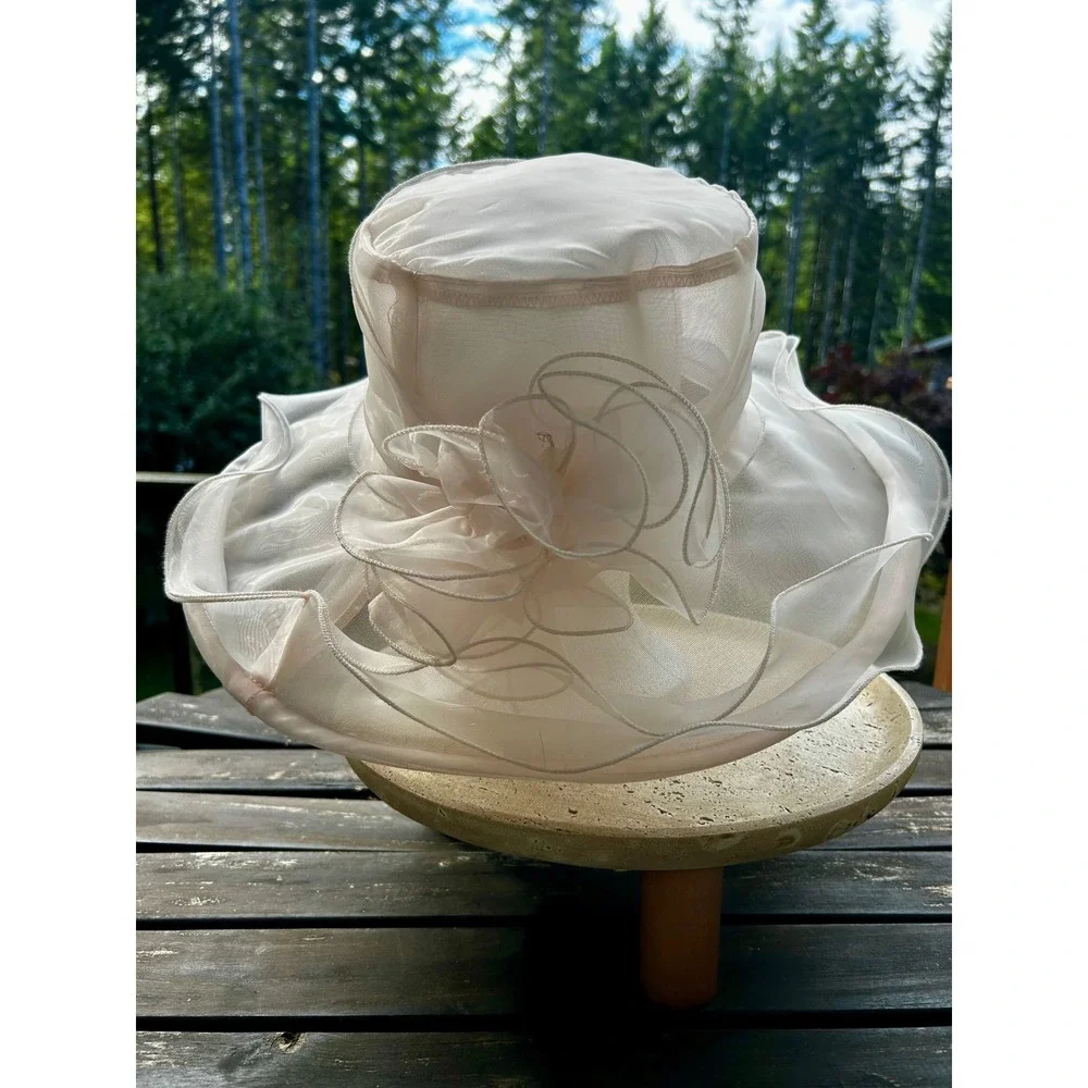 Women Blush Pink Sheer Organza Wide Brim Church Derby Hat Cream Floral Tea Party